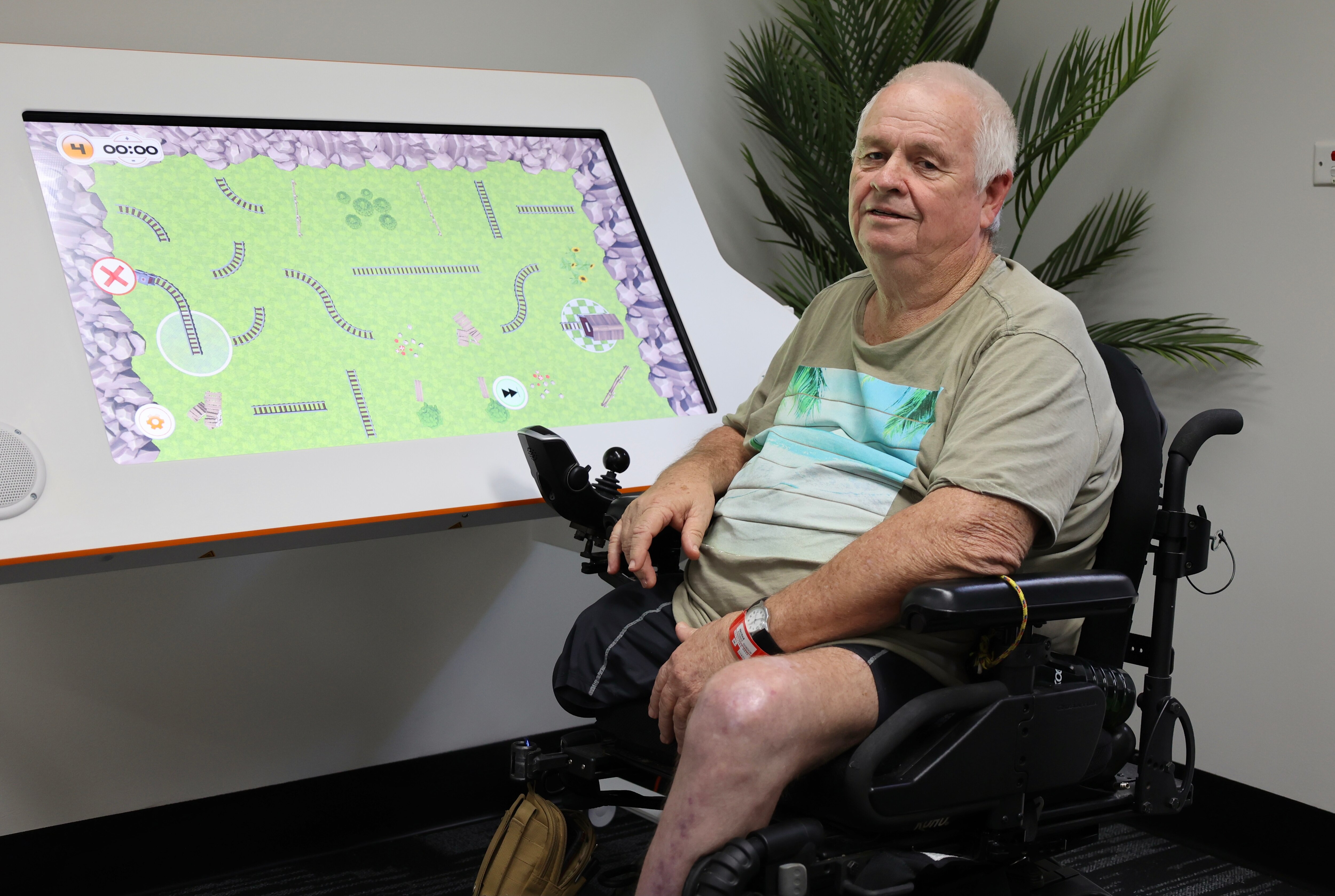 Cooroy hospital robotic rehab program uses virtualreality technology to help stroke patients