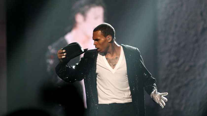 Chris Brown performs a Michael Jackson tribute