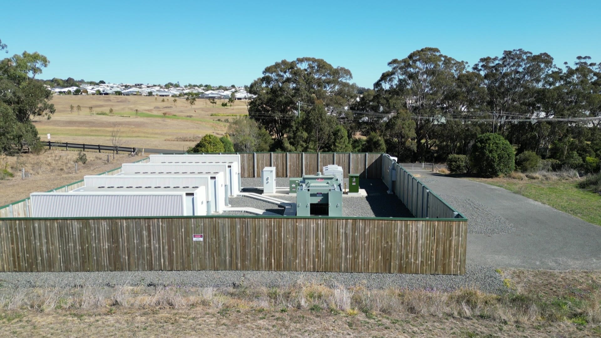 Microgrid trials underway as Queensland electricity grid looks to boost ...