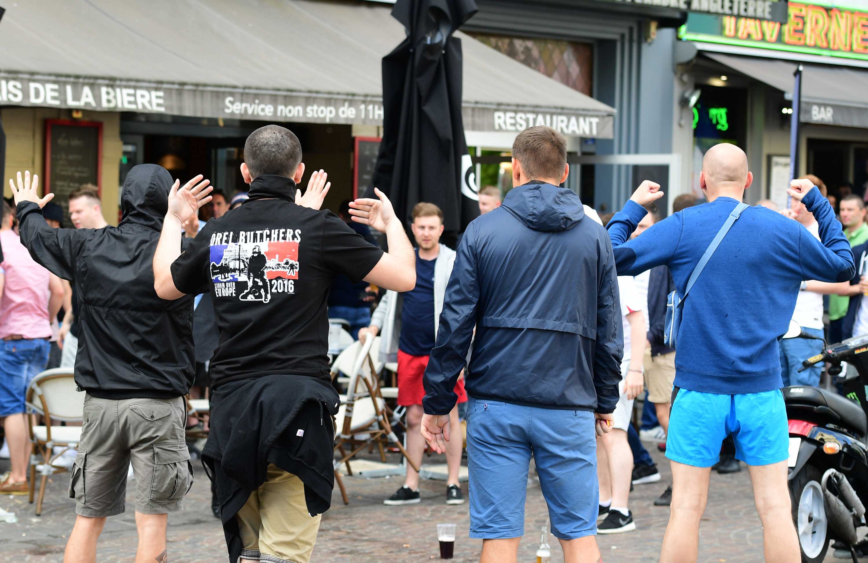 Euro 2016 Attempted Murder Inquiry Into Fan Violence After England Fans Bashed In France Abc News