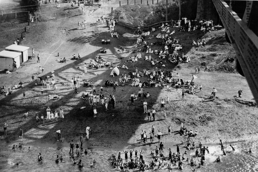 Bathers under the Indooroopilly Railway Bridge circa 1930