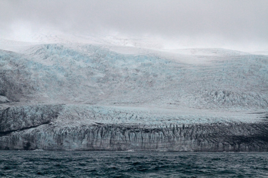 Ice cliffs as high as 40 metres on Heard Island