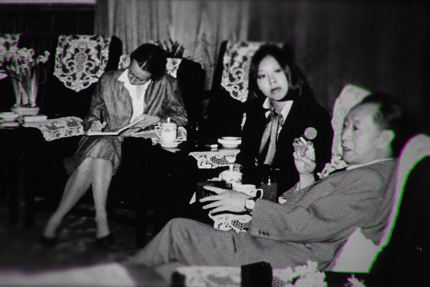 钟海伦于1985年采访胡耀邦。