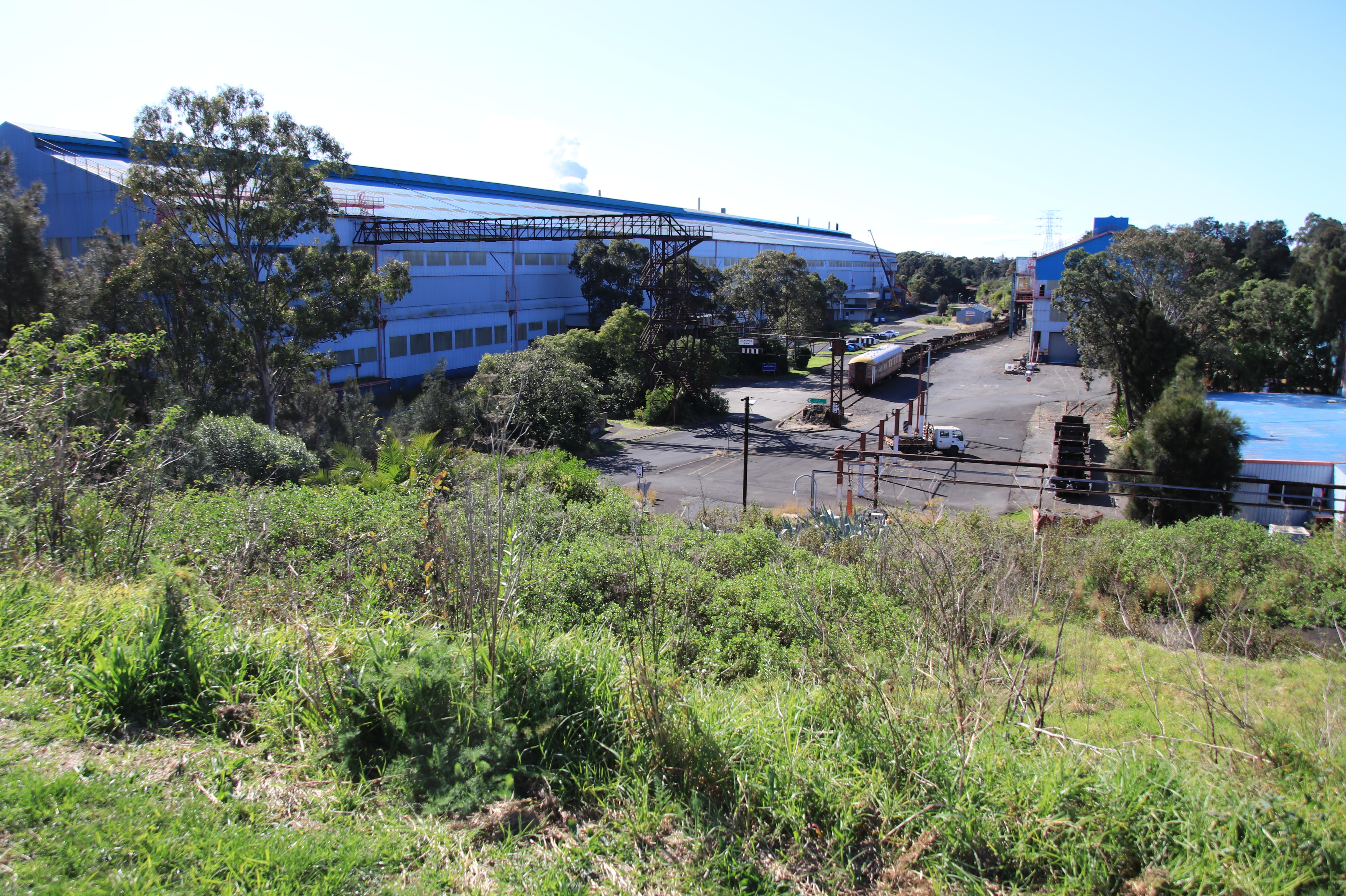 Cobertizo en sitio industrial