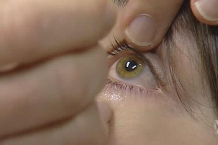 Penyakit mata berhubungan dengan retina menyerang warga di atas 50 tahun