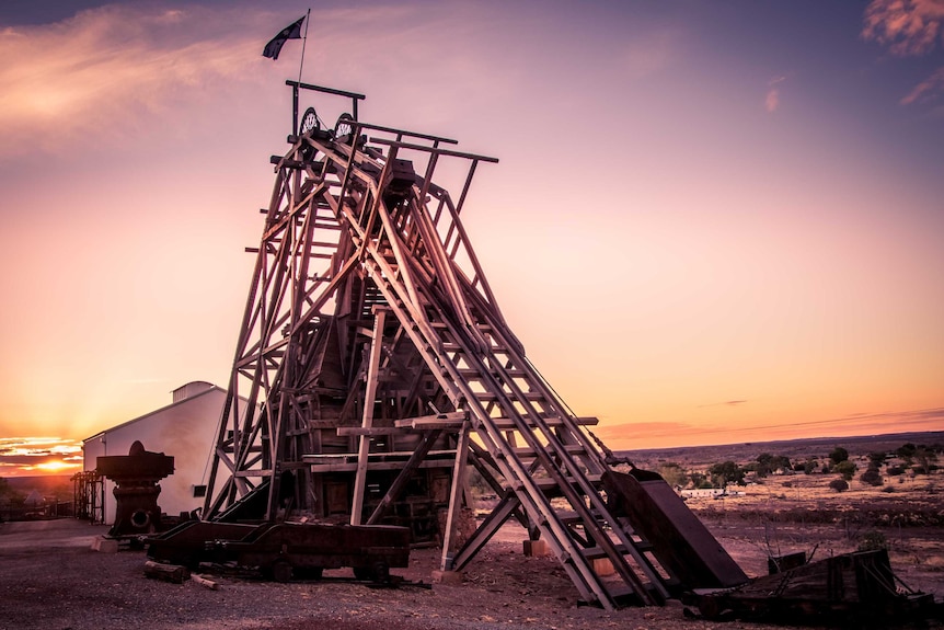 Timber mine headframe