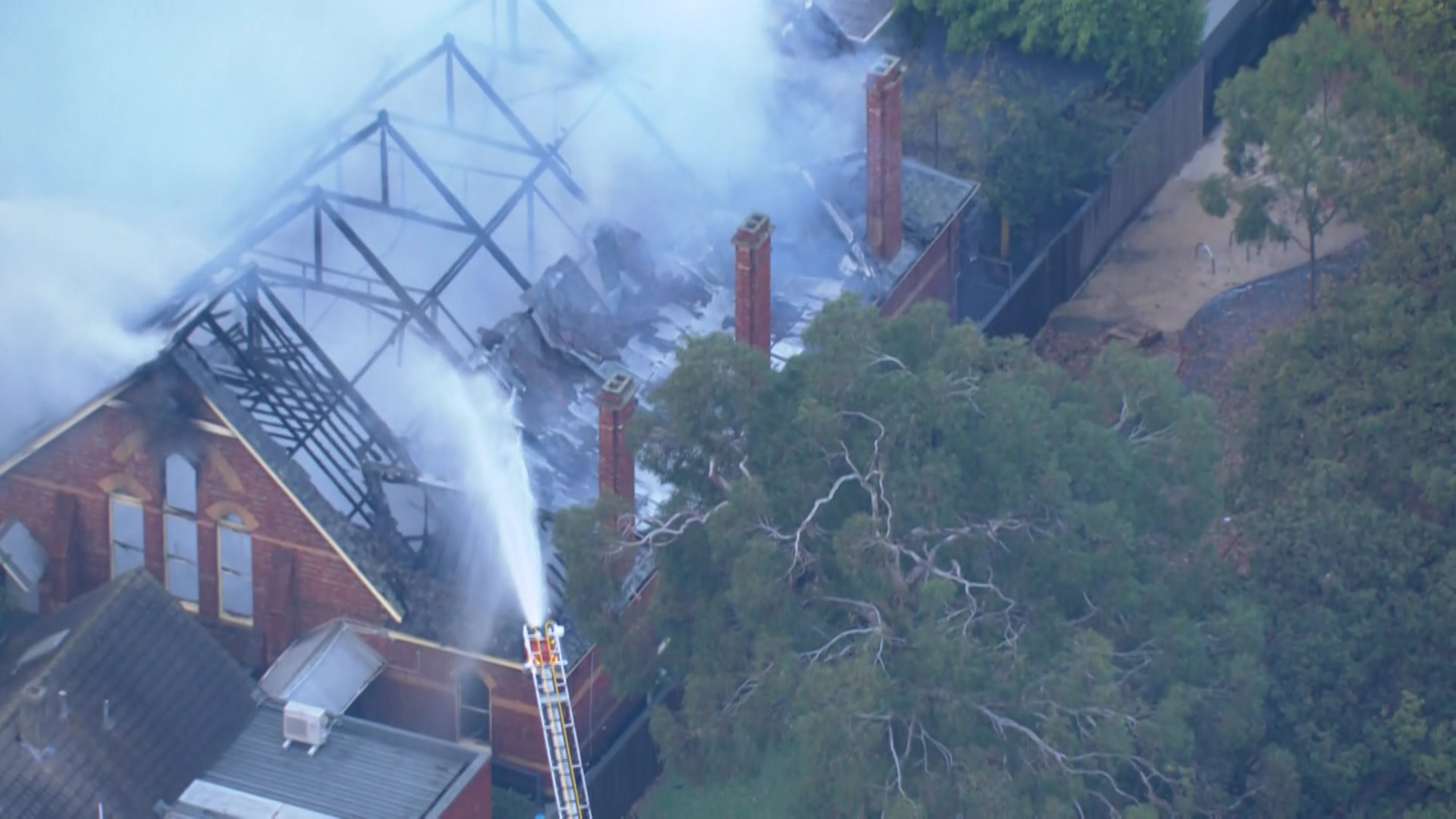 Early Morning Church Fire Sends Smoke Billowing Over Melbourne's Inner ...