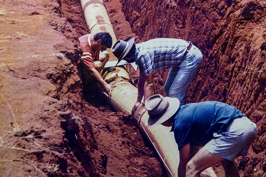 A gas pipeline is repaired after the 1988 Tennant Creek earthquake.
