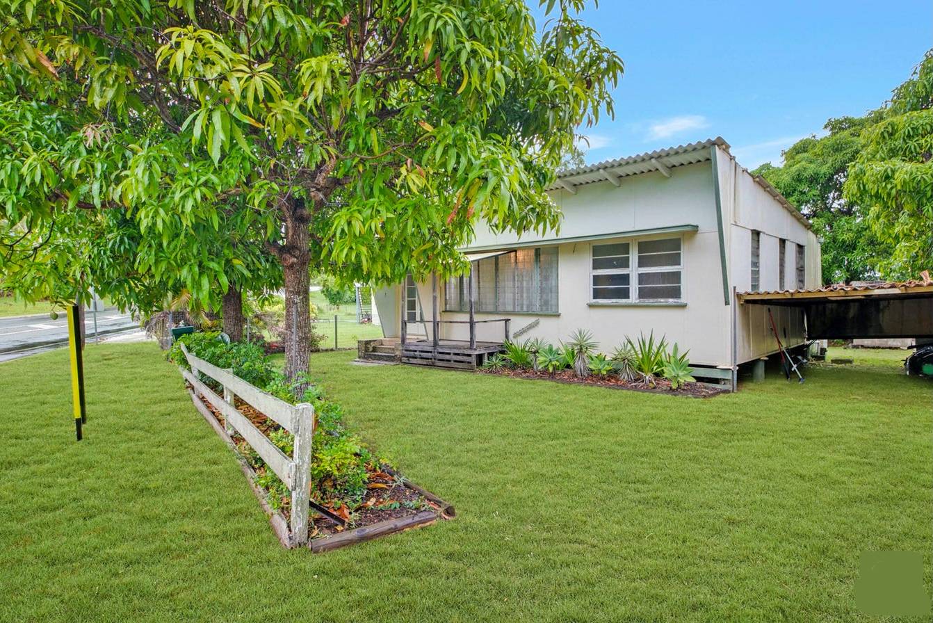 This one bedroom shack just sold for $400,000 at Yeppoon. 