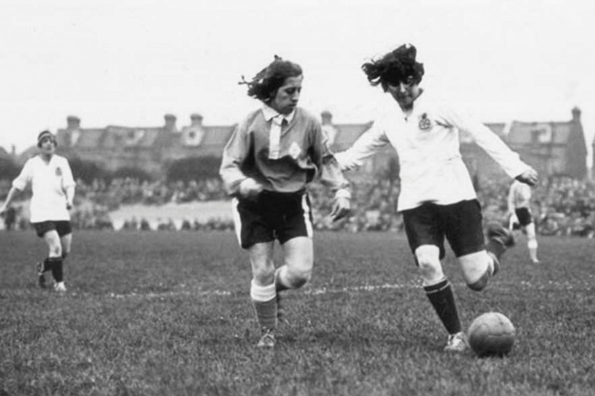 Football history project uncovers details of Australia's first women's