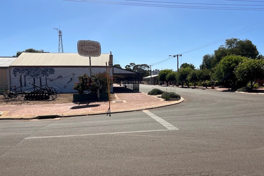 A main street in the WA Wheatbelt town of Kondinin.