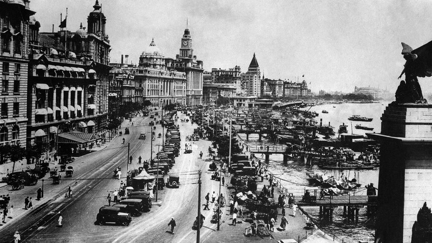 A view of Shanghai's Bund, 1920s