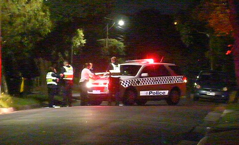 Melbourne stabbings leave one man dead, two seriously injured - ABC News