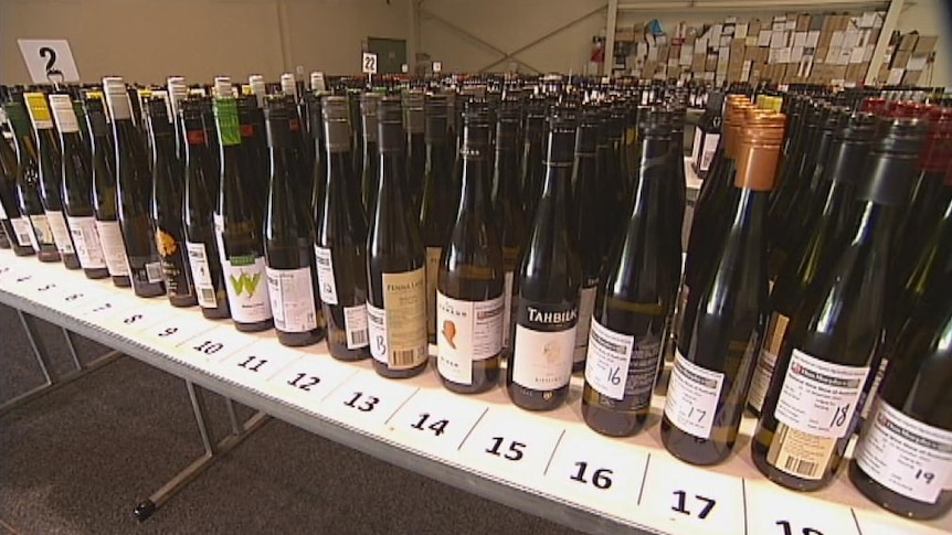 Technology considered in the NT could see drinkers on a banned list identified when they seek to buy take-away alcohol.