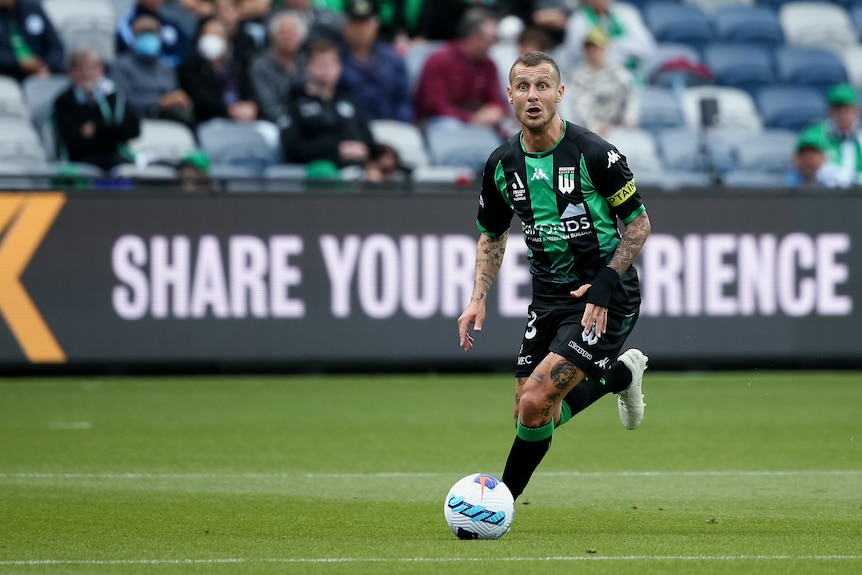 Alessandro Diamanti controls the ball during an ALM game at GMHBA Stadium