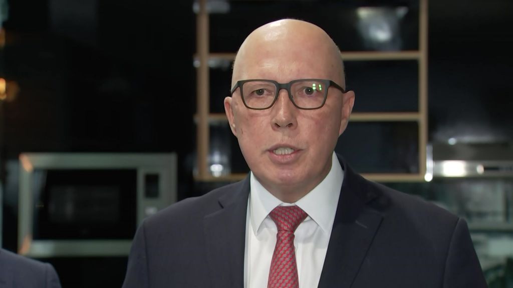 Peter Dutton criticises pro-Palestinian rally at Sydney Opera House