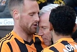 Alan Pardew headbutts Hull City's David Meyler