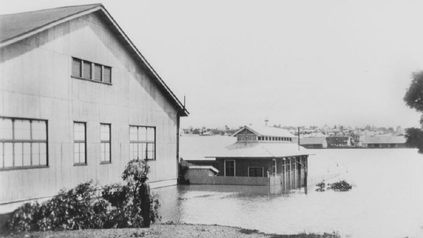 Buildings flooded by Brisbane River in 1931