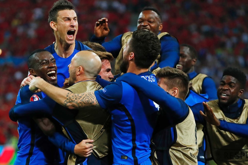 France celebrates late Griezmann goal