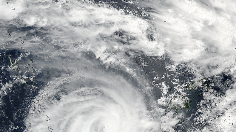 NASA Sees Pinhole Eye Seen in Weakening Tropical Cyclone Winston