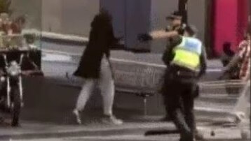A policeman shoots the Bourke Street attacker