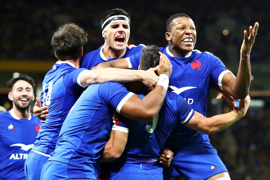 France celebrates a try against the Wallabies