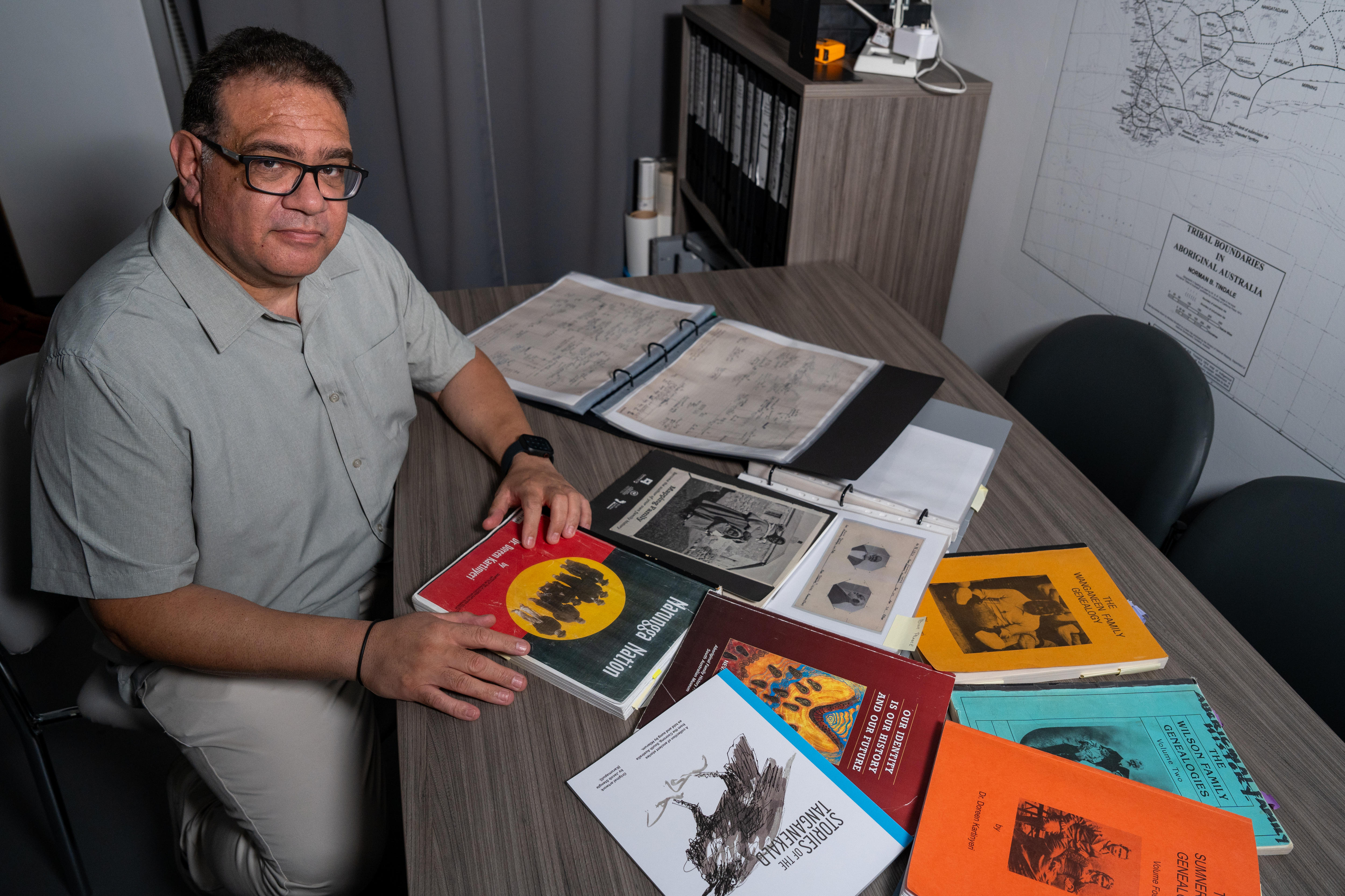 Meet the 'walking archive' helping First Nations people discover family history