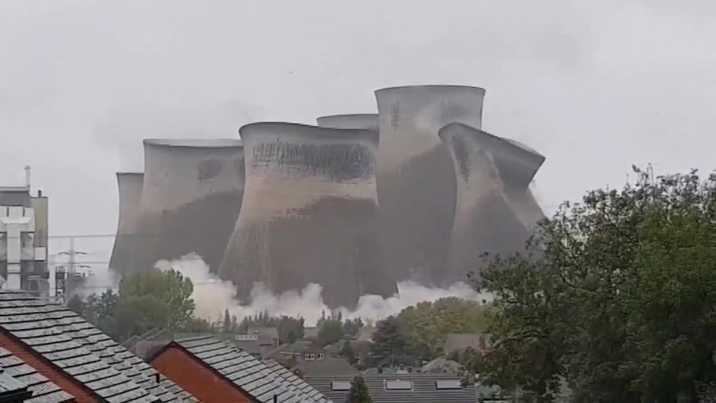 Cooling Towers At Ferrybridge Demolished - ABC News