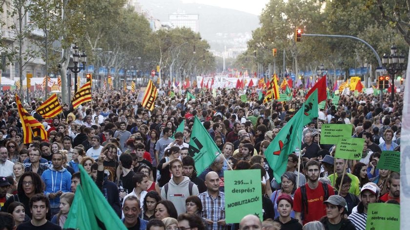 Unionists strike in Barcelona streets