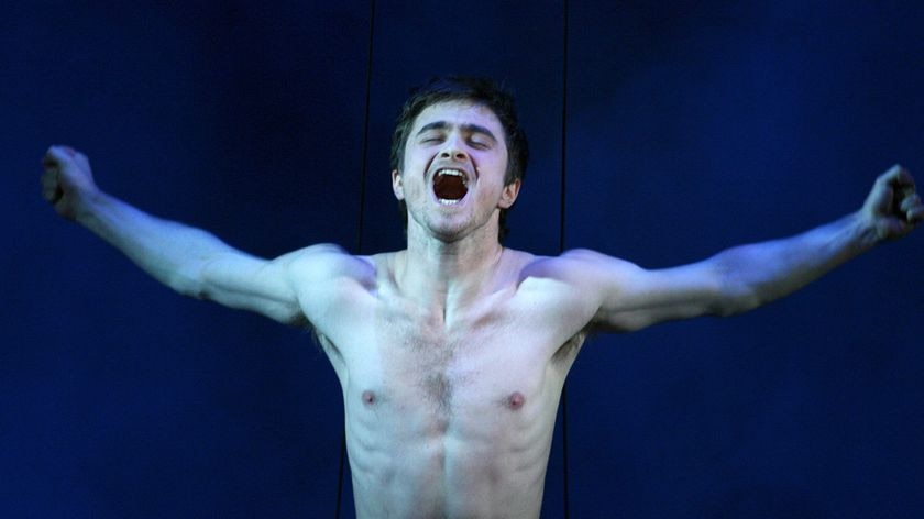 Daniel Radcliffe plays the part of Alan Strang in the play.