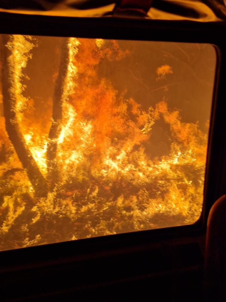 new year wimmera grassfire flames from firetruck