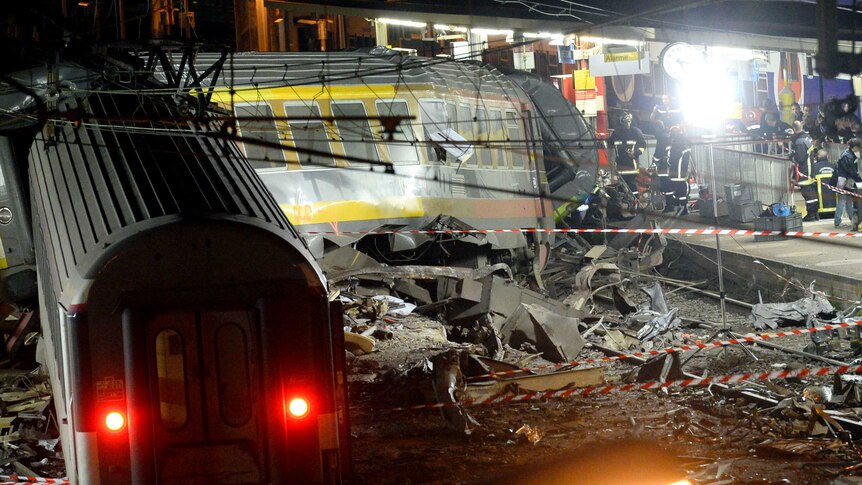 Scene of devastation after train crashes at Paris station