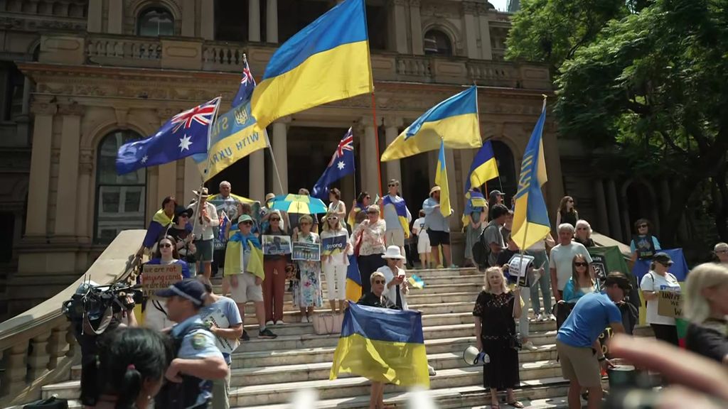 'Act of bullying': Ukrainians in Australia protest in Sydney - ABC News