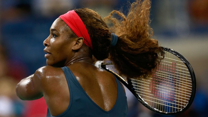 Serena Williams moves into US Open fourth round