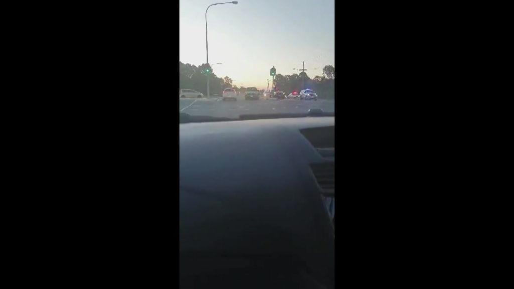 Police chase the alleged stolen car - ABC News