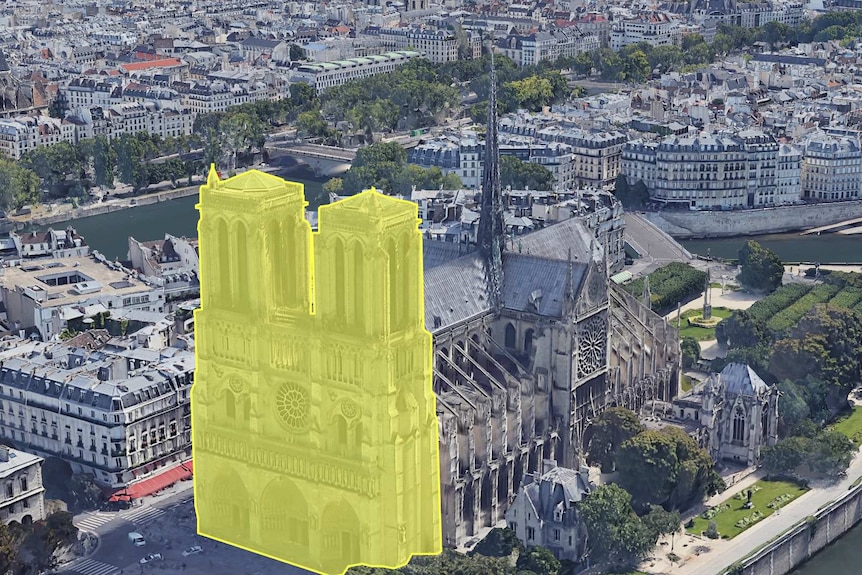 The two towers of Notre Dame are highlighted in yellow.