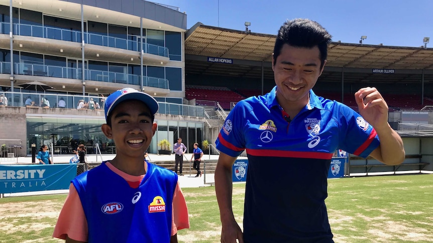 Paulo Nascimento met AFL player Lin Jong two days after having heart surgery.