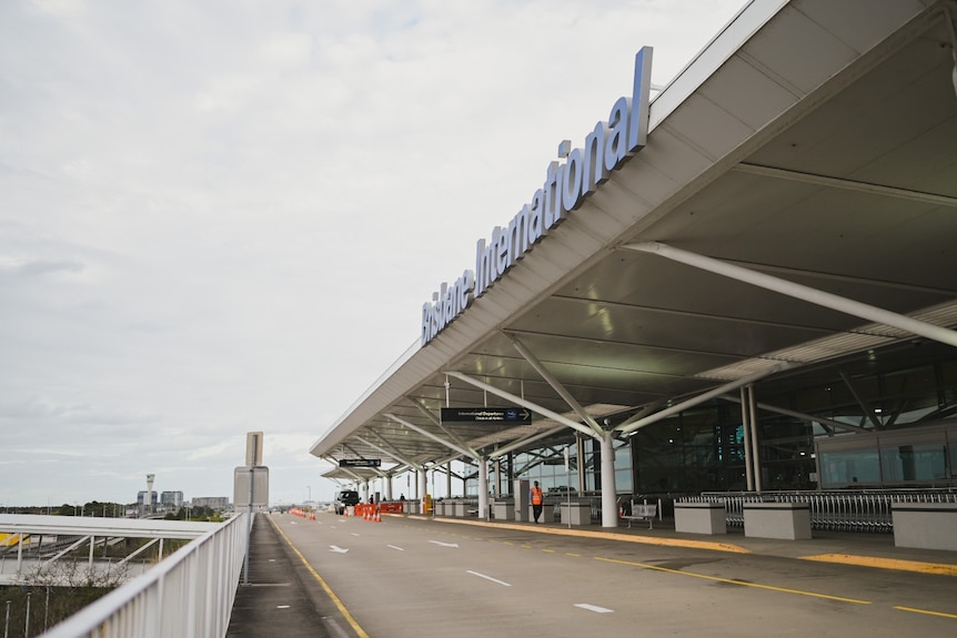 An empty drop-off zone outside the Brisbane International Airport