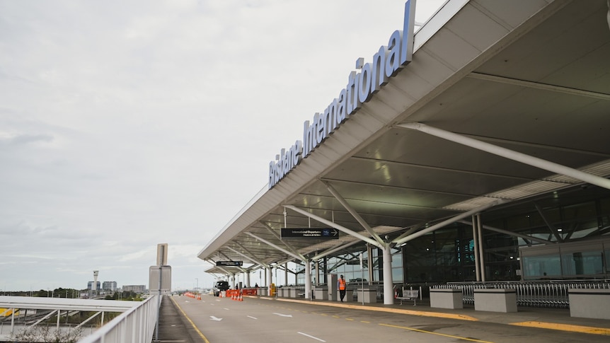 An empty drop-off zone outside the Brisbane International Airport