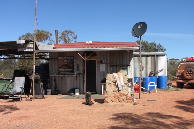 Shooters Shack, east of Laverton