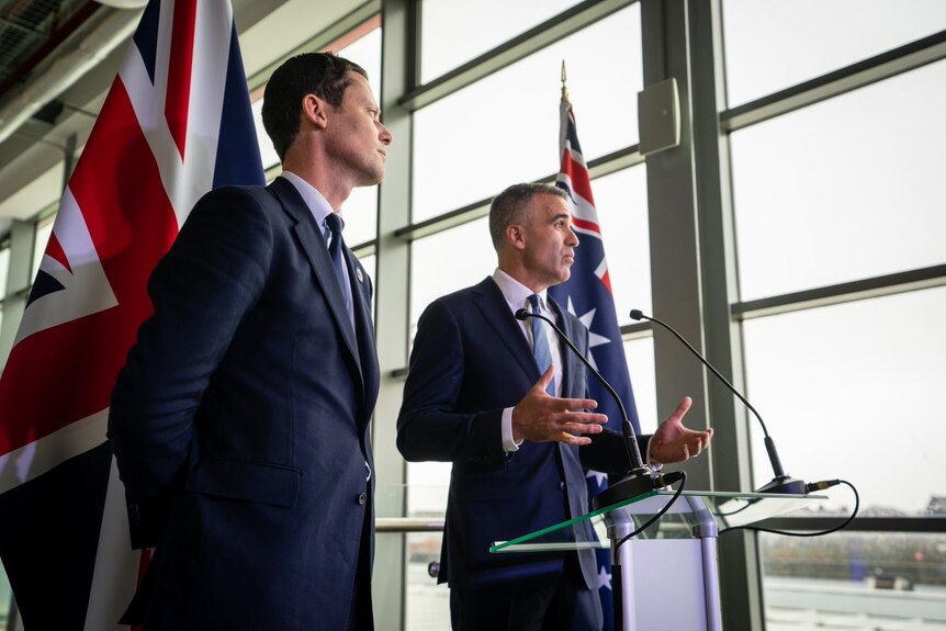 UK Minister for Defence Procurement Alex Chalk and SA Premier Peter Malinauskas