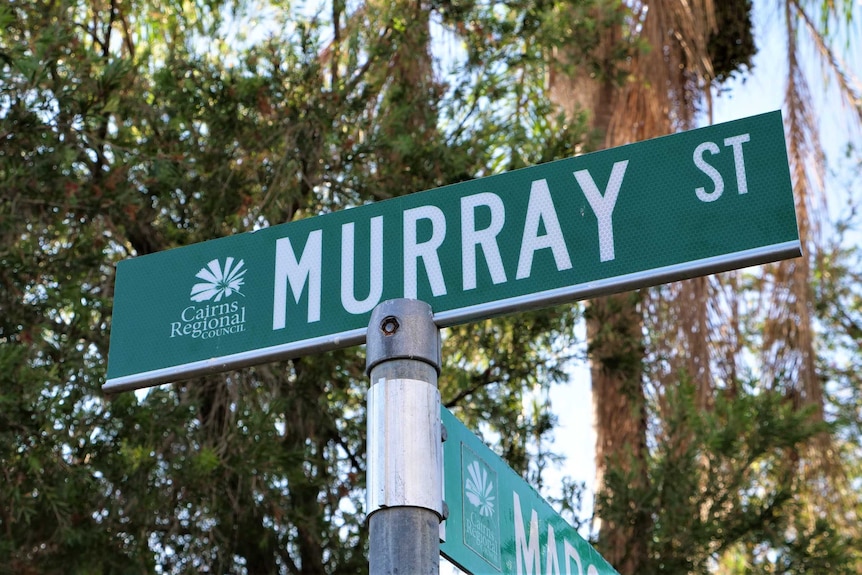 Murray Street sign