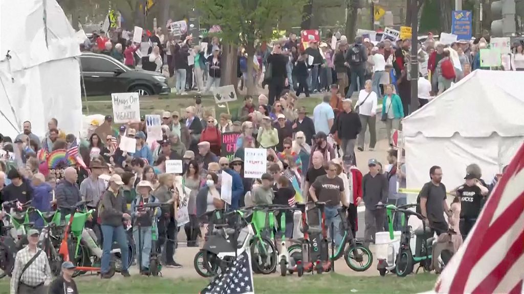 Protesters rally to oppose Donald Trump's policies - ABC News