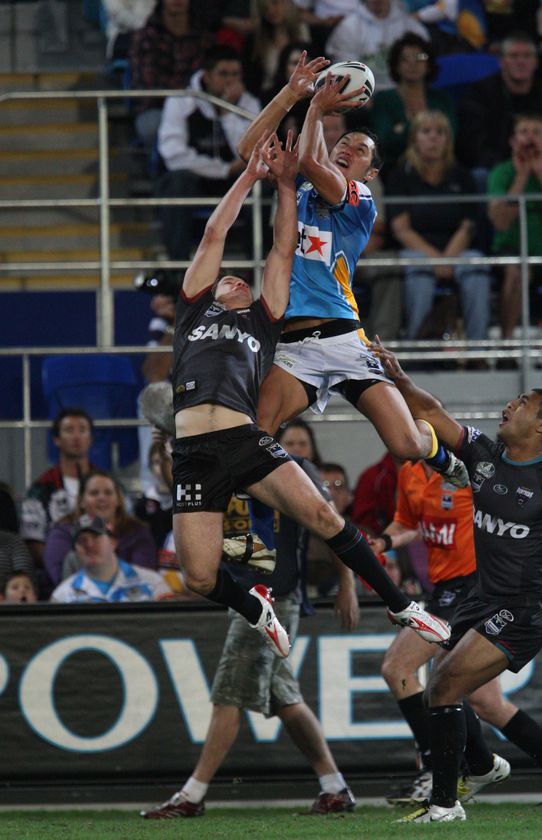 Force winger out for the year - ABC News