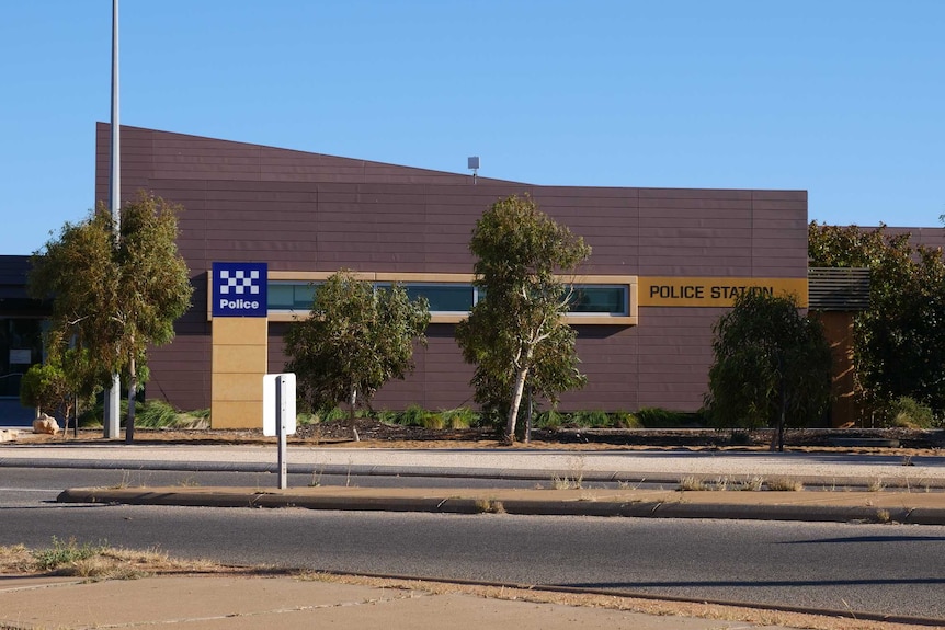 External view of the Carnarvon Police Station