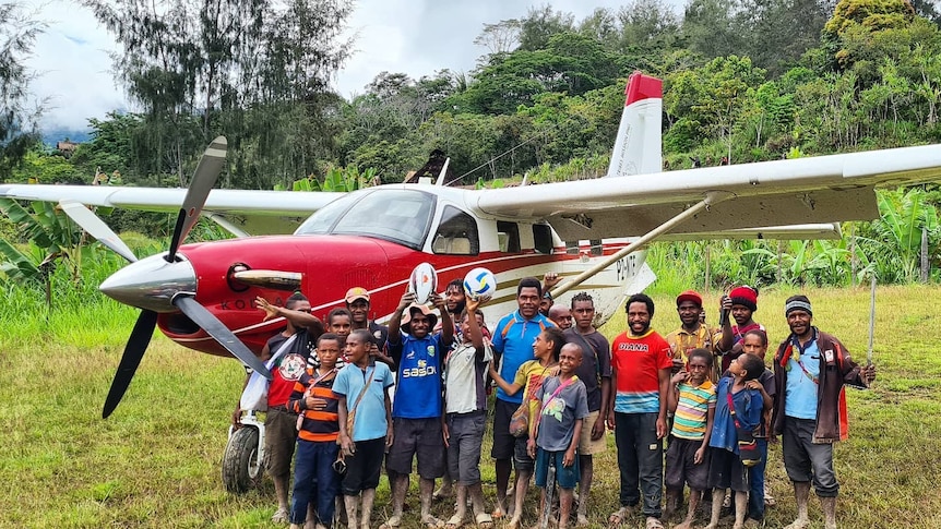 PNG Missionary bush pilot