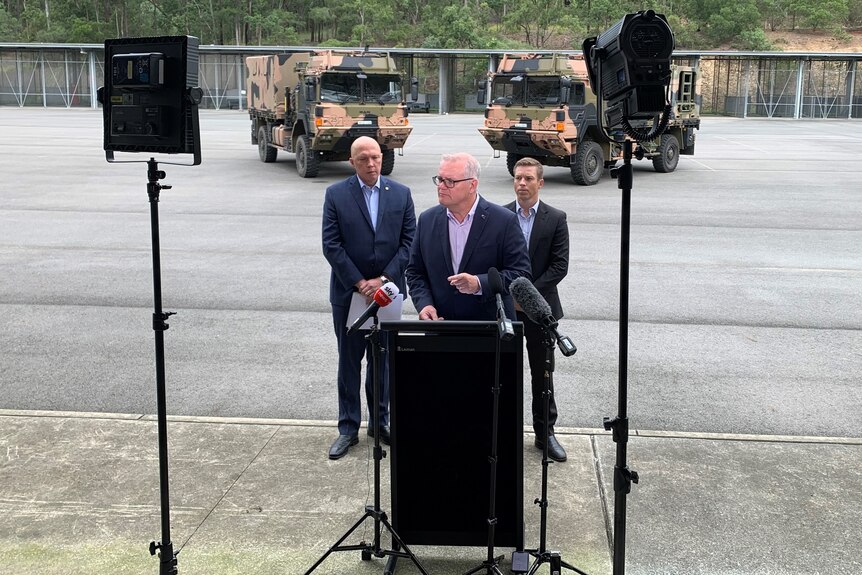 Le Premier ministre Scott Morrison s'adressant aux journalistes à Gallipoli Barracks
