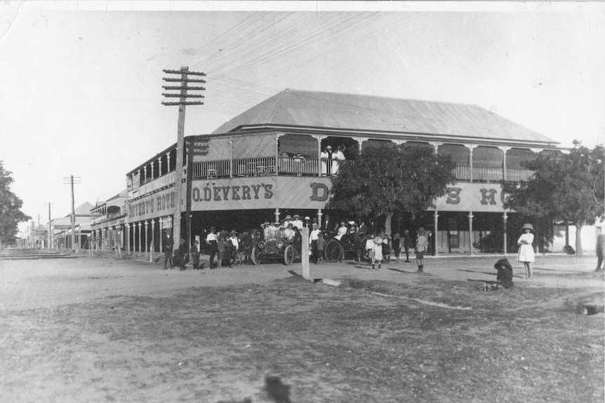 Devery's Hotel before it was the Globe Hotel in Barcaldine