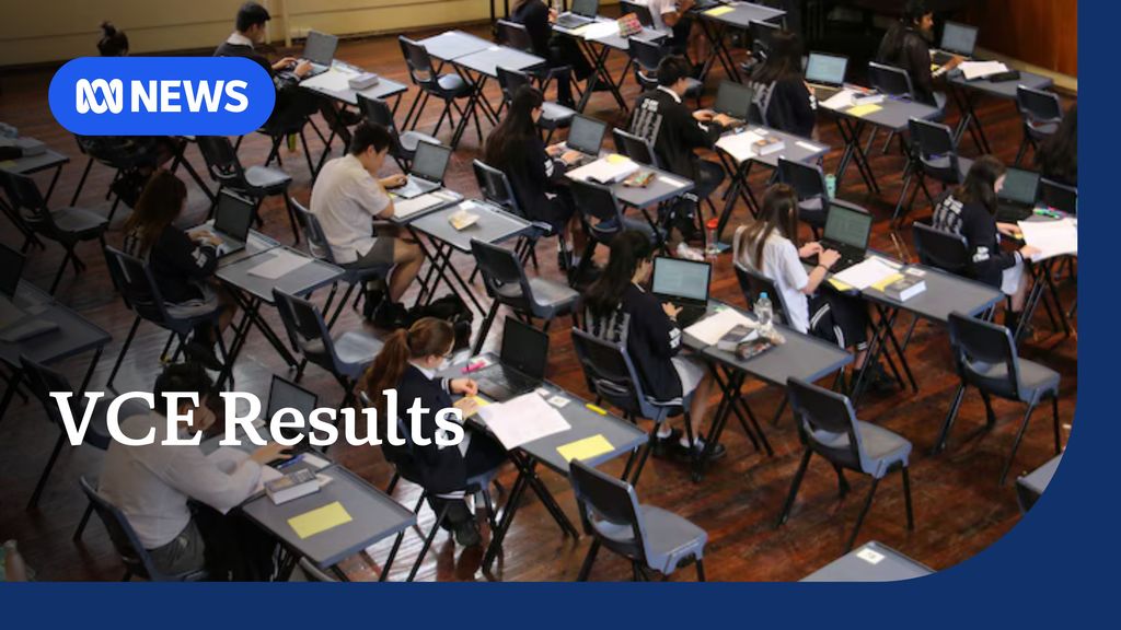 Victorian school students receive their ATAR scores - ABC News