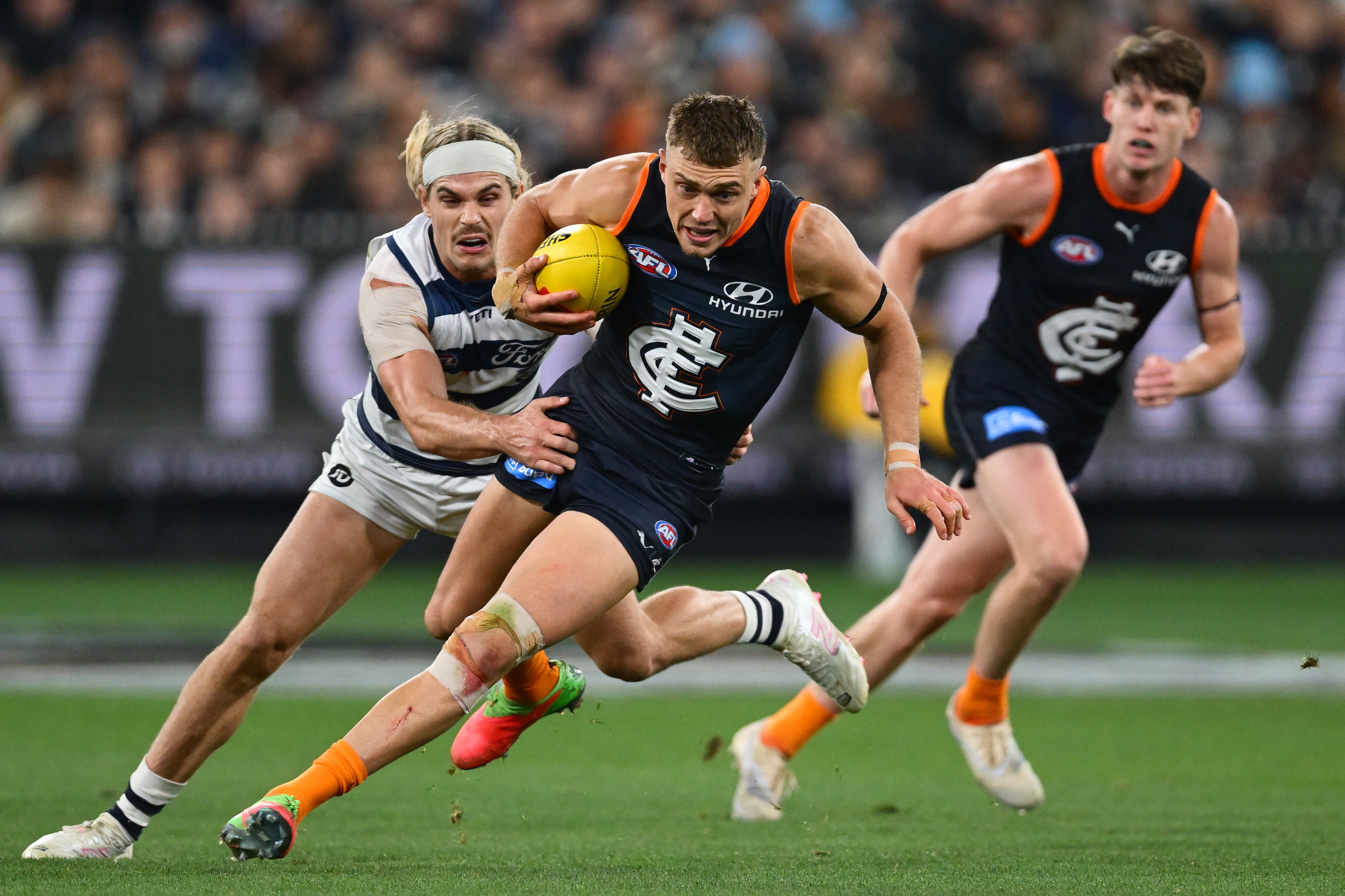 Live: Cats face red-hot Blues in blockbuster MCG elimination final